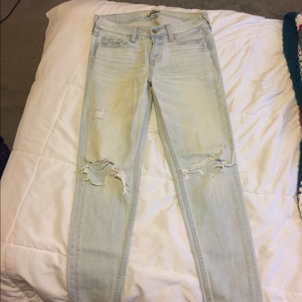 High wasted boyfriend jeans